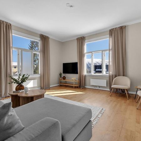 Amazing Tromso City Apartment With Free Parking And Lovely City Views! Exterior photo